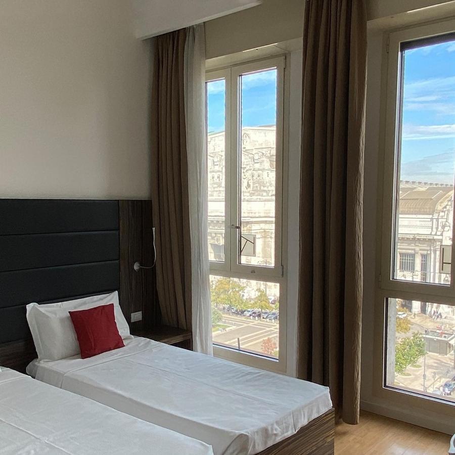 Ih Hotels Milano Centrale Guest House Экстерьер фото