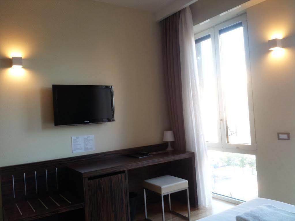 Ih Hotels Milano Centrale Guest House Экстерьер фото